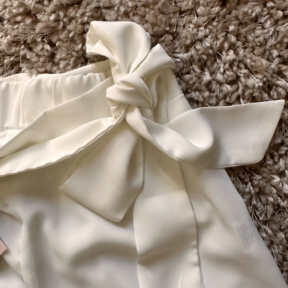 REVOLVE superdown Rachel Cargo Pant in White - Picture 11 of 13